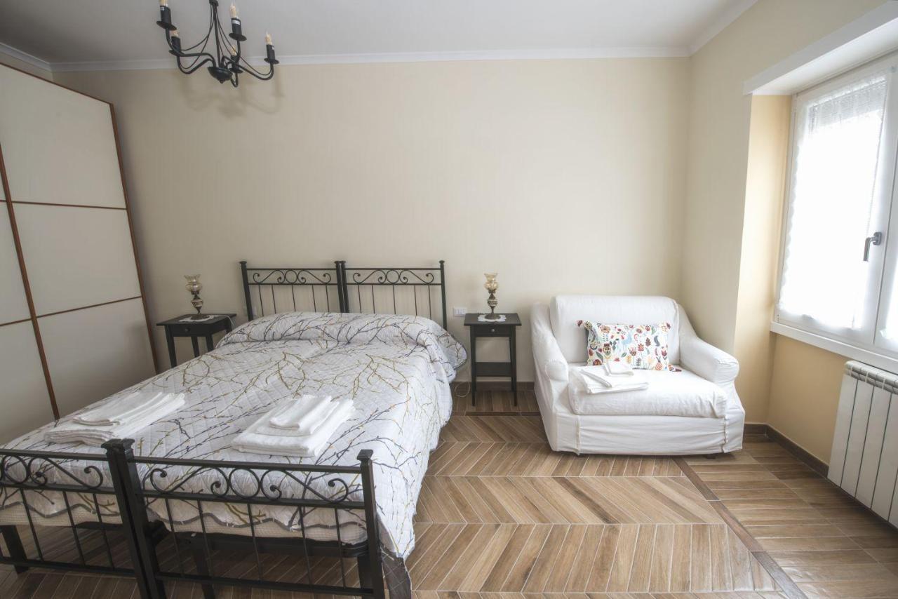 Bed & Breakfast Vacanze Romane Extérieur photo