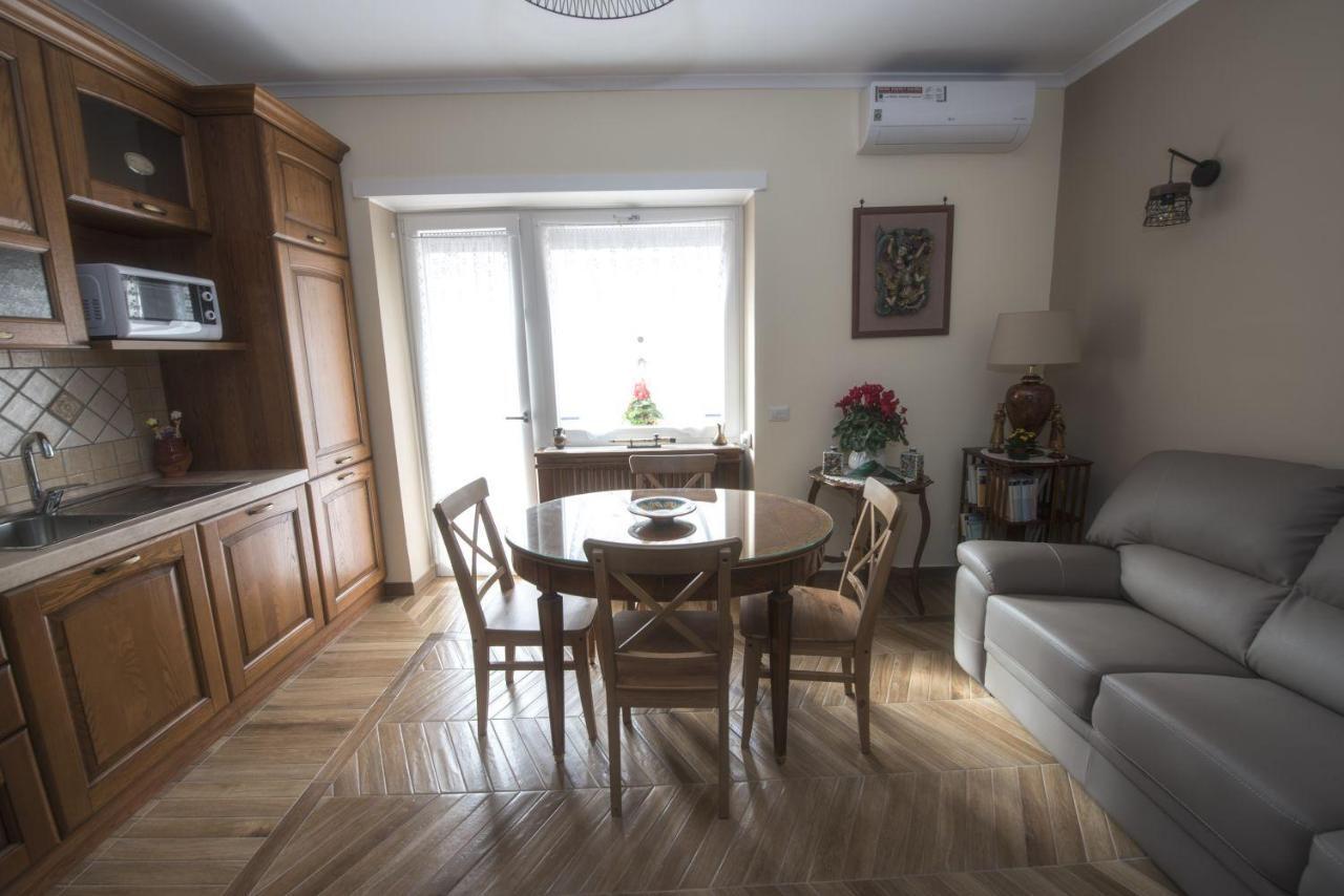 Bed & Breakfast Vacanze Romane Extérieur photo