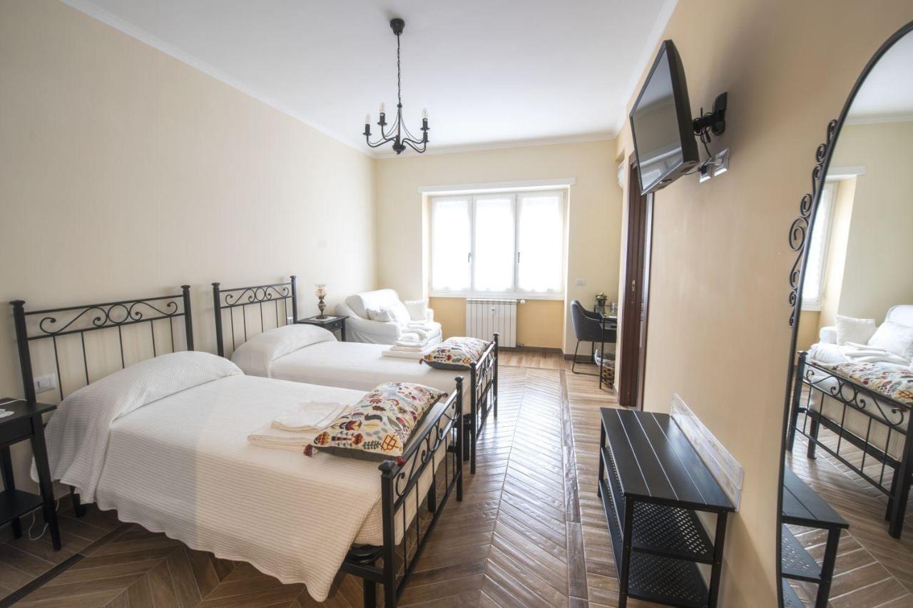 Bed & Breakfast Vacanze Romane Extérieur photo