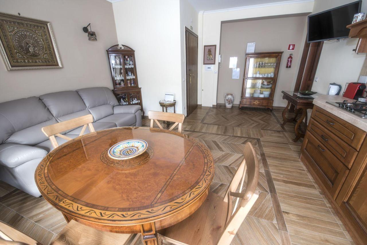 Bed & Breakfast Vacanze Romane Extérieur photo