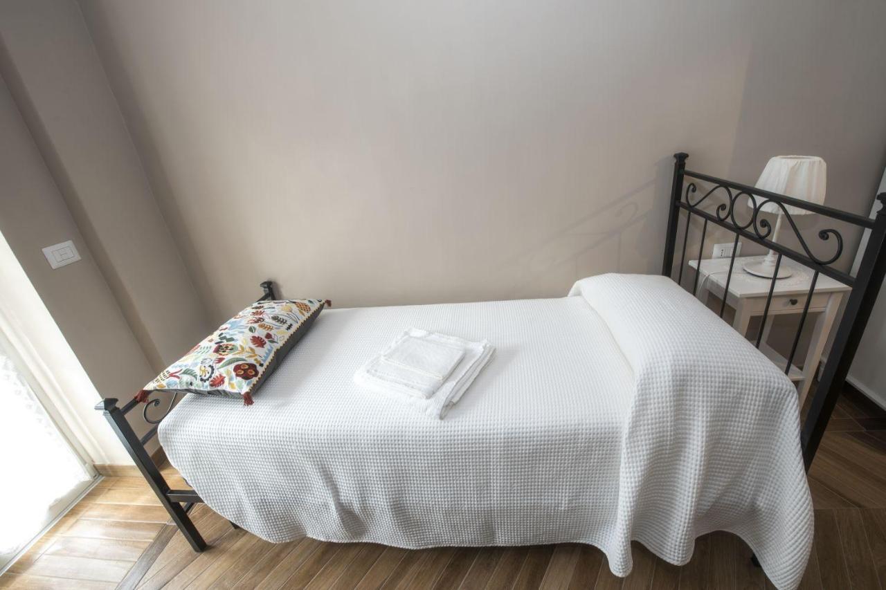 Bed & Breakfast Vacanze Romane Extérieur photo