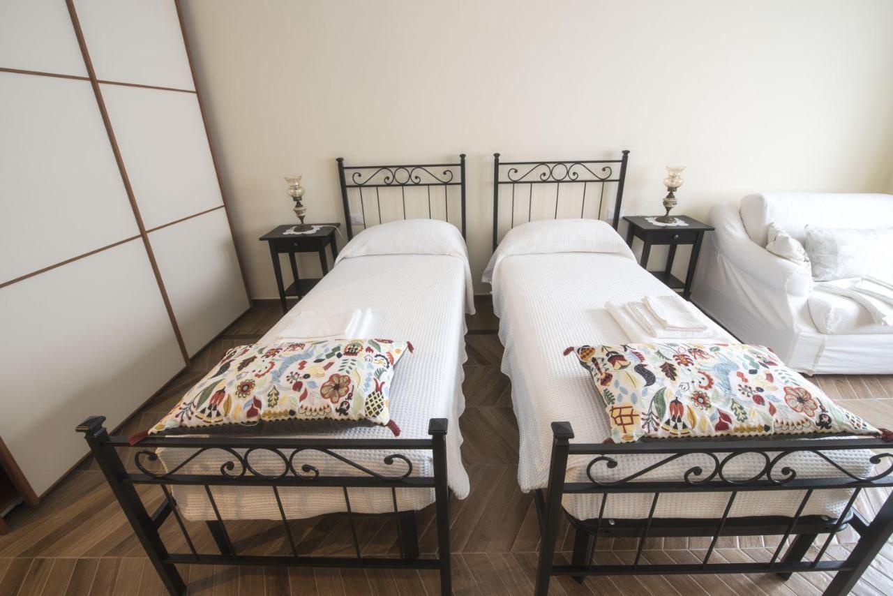 Bed & Breakfast Vacanze Romane Extérieur photo